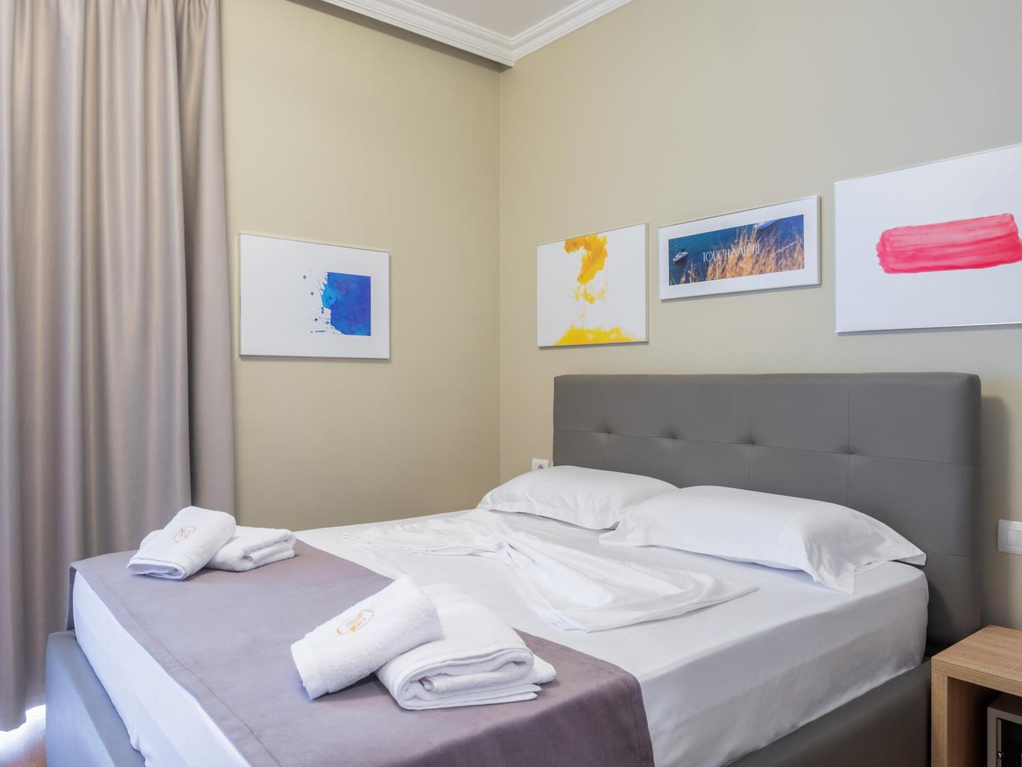 Nia Boutique Hotel By Rapo'S Resort Himarë Extérieur photo