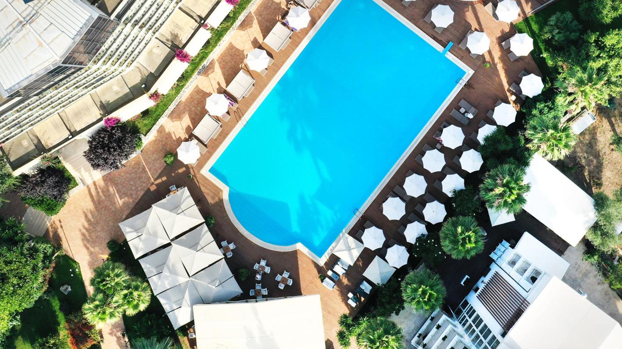 Nia Boutique Hotel By Rapo'S Resort Himarë Extérieur photo