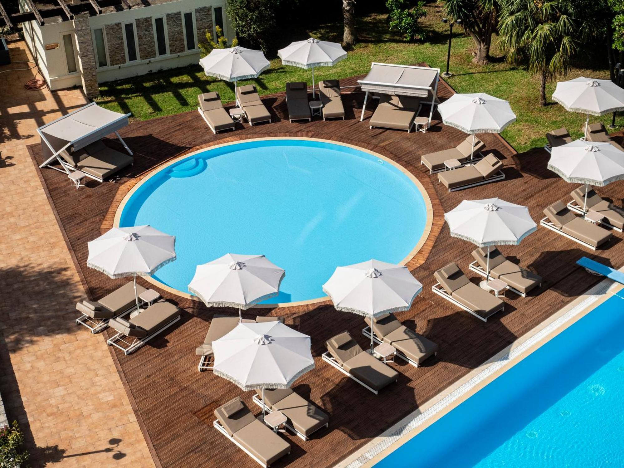 Nia Boutique Hotel By Rapo'S Resort Himarë Extérieur photo